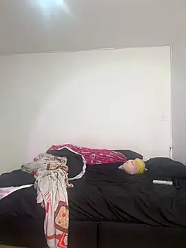 Sharon Black online show from April 6, 9:10 am