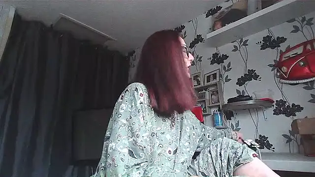 Mistress-Ivy51 online show from May 5, 4:53 am