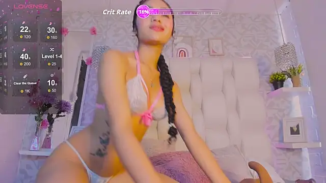 Ashlyleee online show from October 11, 6:39 pm