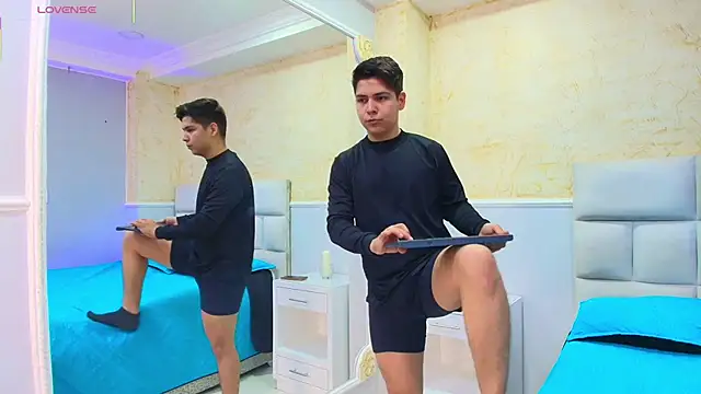 Asta Black online show from November 11, 8:42 pm