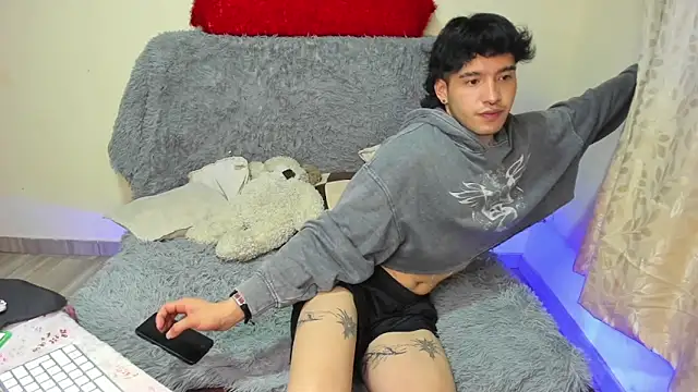  viollette  online show from October 21, 11:05 pm