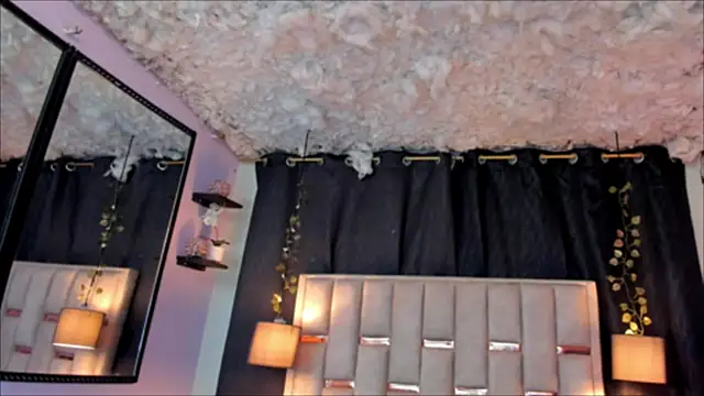 Snapshot of Hanzking01 chatting on October 25, 3:14 am Hanzking01 online show from October 25, 3:14 am