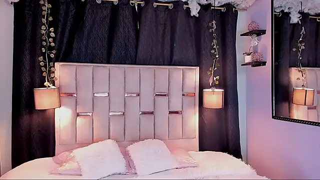 Snapshot of Hanzking01 chatting on November 18, 3:23 am Hanzking01 online show from November 18, 3:23 am