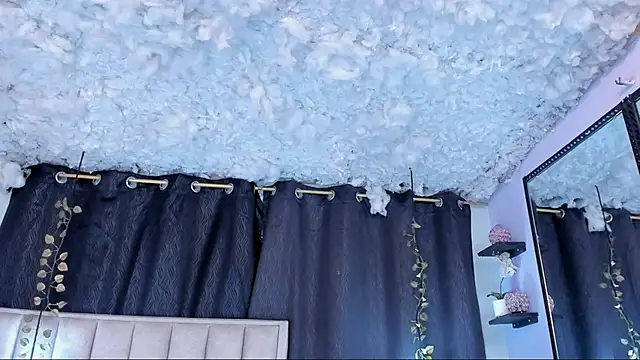 Snapshot of Hanzking01 chatting on November 20, 3:07 am Hanzking01 online show from November 20, 3:07 am