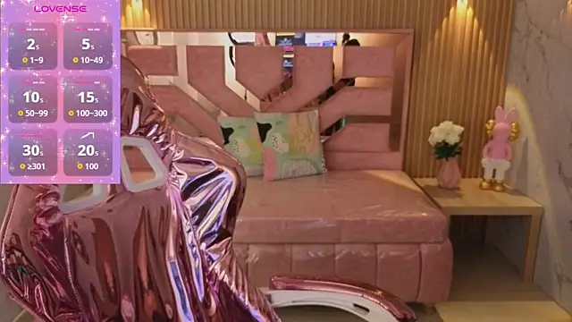 venuss09 s online show from February 14, 3:03 am