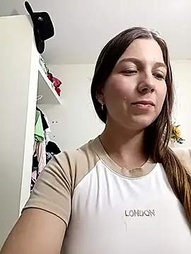 Arianna Moss online show from February 23, 2:42 am