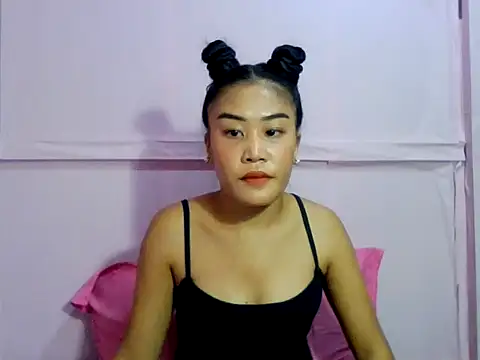 YourWildestDoll online show from February 9, 11:09 pm