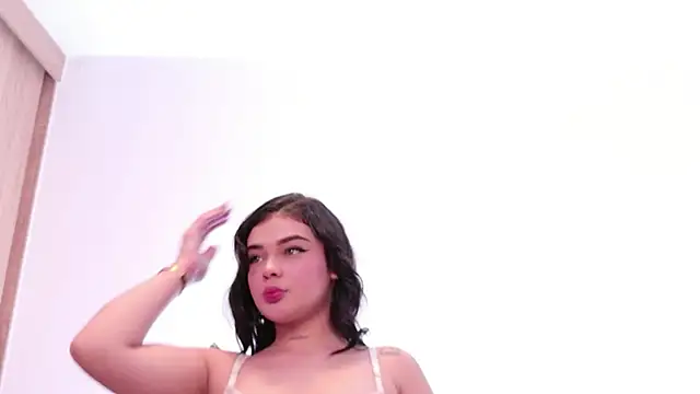 DulceDuarte online show from October 17, 11:02 am