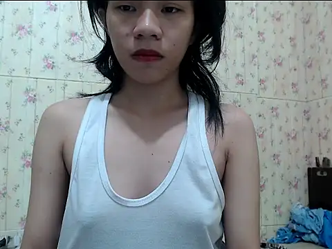 Snapshot of xxxcutiebabe16 chatting on October 29, 5:47 pm xxxcutiebabe16 online show from October 29, 5:47 pm