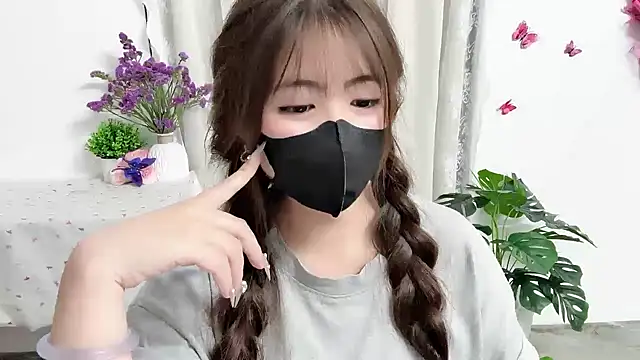 Amelia-babee online show from May 5, 11:51 am