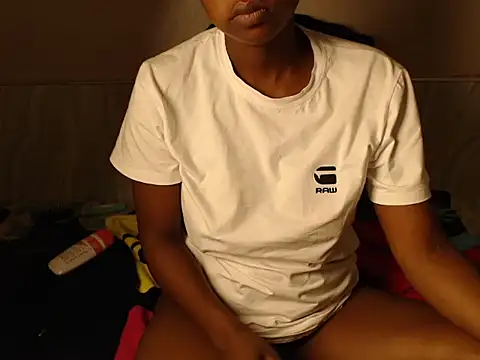 Berryangel03 online show from April 15, 2:40 am