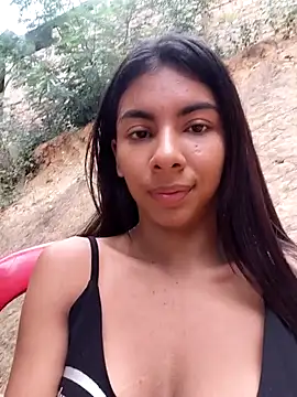 Snapshot of chaparritahot99 chatting on November 25, 11:10 am chaparritahot99 online show from November 25, 11:10 am