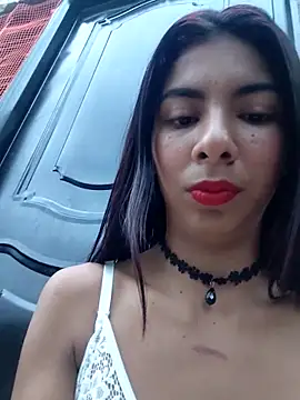 Snapshot of chaparritahot99 chatting on February 2, 11:20 am chaparritahot99 online show from February 2, 11:20 am