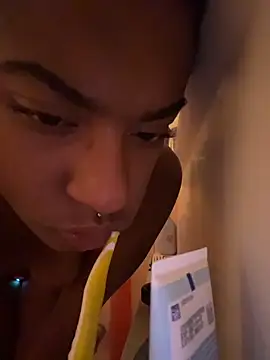 Tu GataLinda online show from November 4, 5:17 am