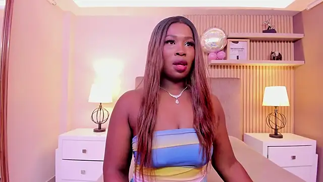 SerenaWinslow online show from May 16, 12:04 pm