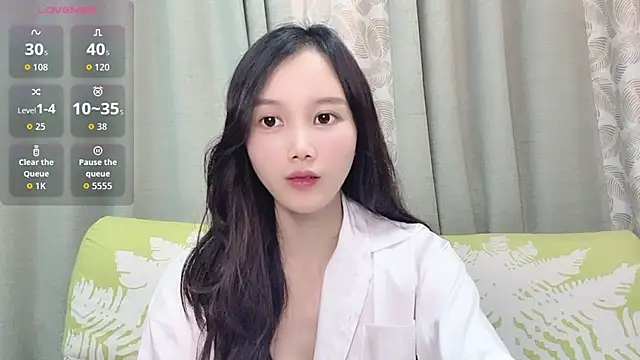 Aiyi909- online show from March 19, 3:27 pm