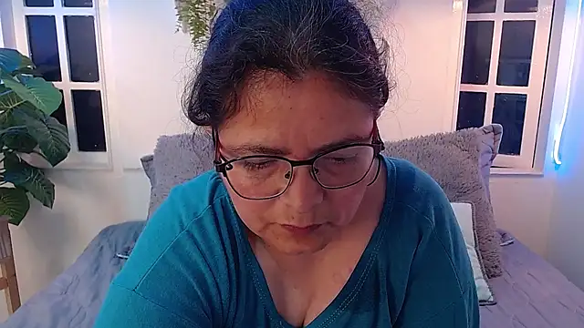 Linda banks  online show from November 26, 9:43 am