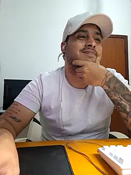 Mineirinhoot online show from January 18, 4:16 am