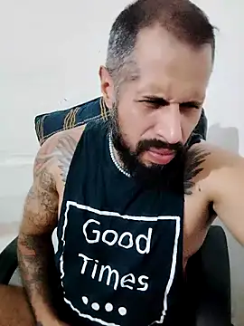 Snapshot of Matheus_Blaze chatting on September 26, 6:34 pm Matheus Blaze online show from September 26, 6:34 pm