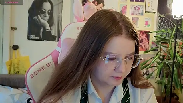 Sienna-Cow online show from October 23, 12:26 pm