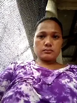 Snapshot of lady_helen00 chatting on November 23, 10:09 pm lady helen00 online show from November 23, 10:09 pm