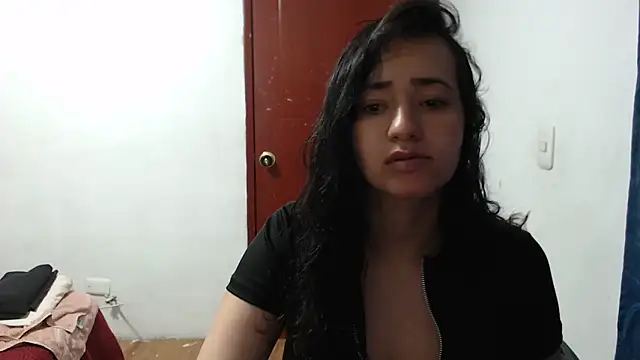 annie clark2 online show from March 5, 8:10 pm