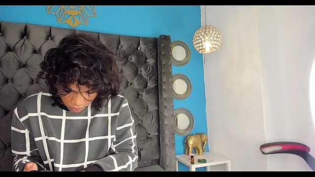 bxby dolls online show from October 7, 7:27 am