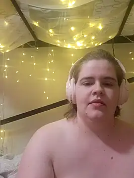 VeiledMuse online show from February 23, 2:20 am