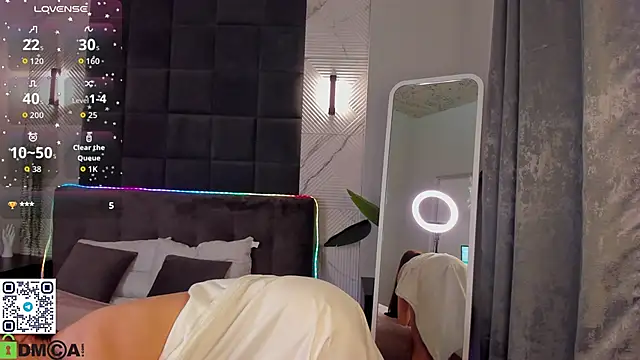 MalvinaDream online show from October 20, 1:17 am