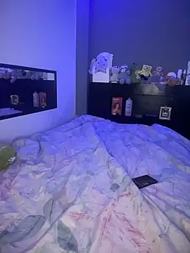 Kailertwink online show from April 5, 9:56 pm