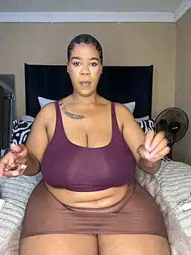 THICKBUNNYCHICKxxx online show from October 3, 9:01 pm