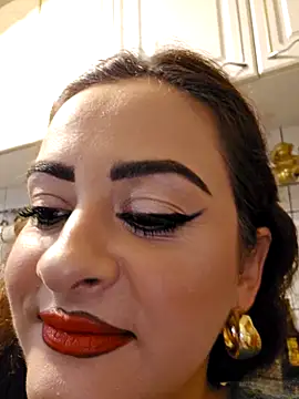 ShineBright88 online show from February 16, 6:48 pm