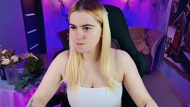 Stef Nicks online show from January 16, 9:02 am