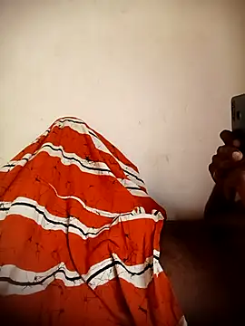 Dhanu9712 online show from November 9, 4:11 am