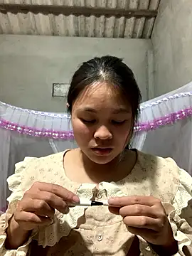 NhuFox online show from January 10, 1:02 pm