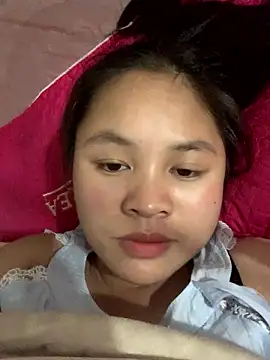 NhuFox online show from January 17, 1:49 pm