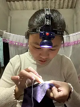 NhuFox online show from March 7, 12:40 am