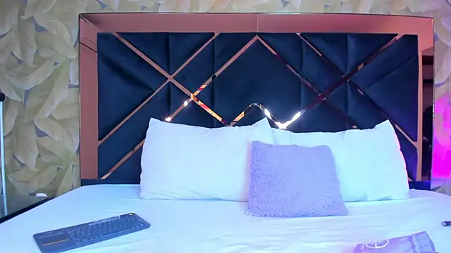 AliciaJerez1 online show from November 7, 9:37 pm