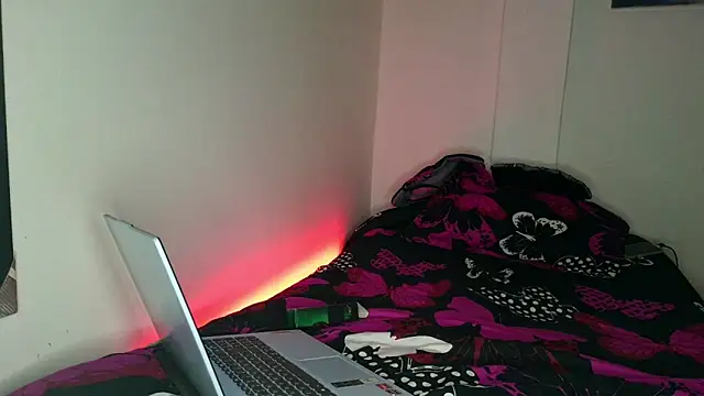 Snapshot of Adsley_ass chatting on October 2, 8:05 pm Adsley ass online show from October 2, 8:05 pm