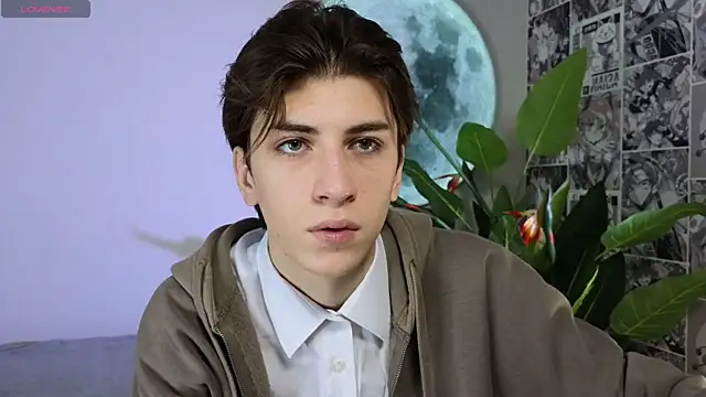 Oliver Starboy online show from October 6, 8:12 am