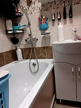 N i k o l a u online show from December 19, 4:47 pm