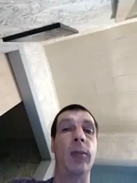 N i k o l a u online show from February 6, 7:50 pm