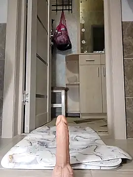 N i k o l a u online show from April 5, 3:20 pm