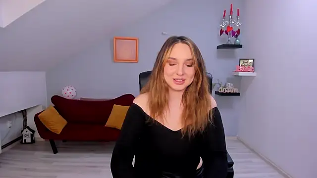 JaquelinLaurent online show from February 10, 8:13 pm