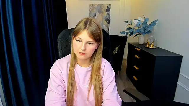 SaraMayki online show from September 26, 12:53 pm