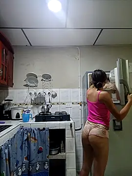 Snapshot of Celestee_rain chatting on September 25, 11:19 pm Celestee rain online show from September 25, 11:19 pm