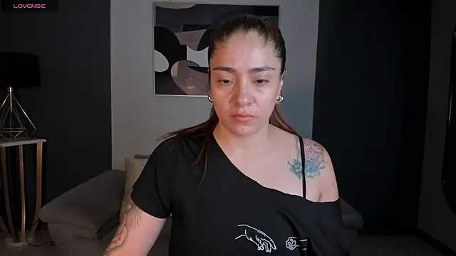CorinaJames online show from September 28, 11:04 am