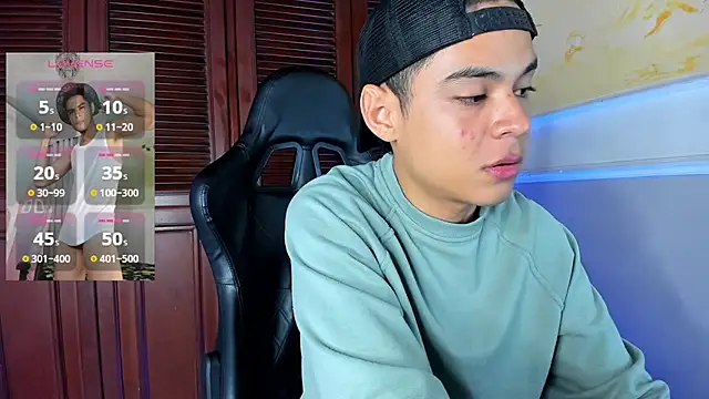 Snapshot of edy_play chatting on October 13, 4:45 am edy play online show from October 13, 4:45 am