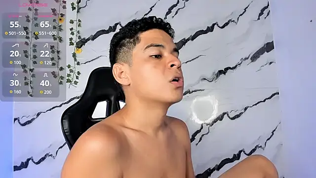 Snapshot of edy_play chatting on February 21, 3:51 am edy play online show from February 21, 3:51 am