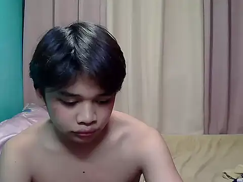 Snapshot of pinaymorena_zeinab chatting on July 19, 5:11 am pinaymorena zeinab online show from July 19, 5:11 am